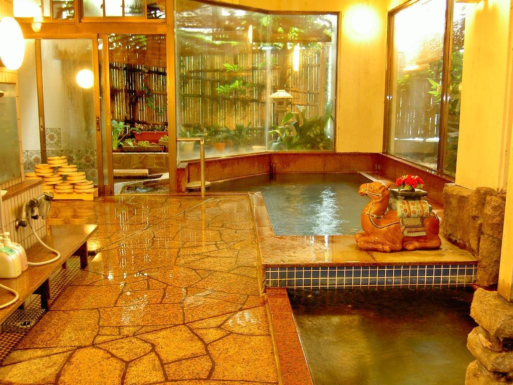 Chuo Hotel Chikuma Exteriör bild